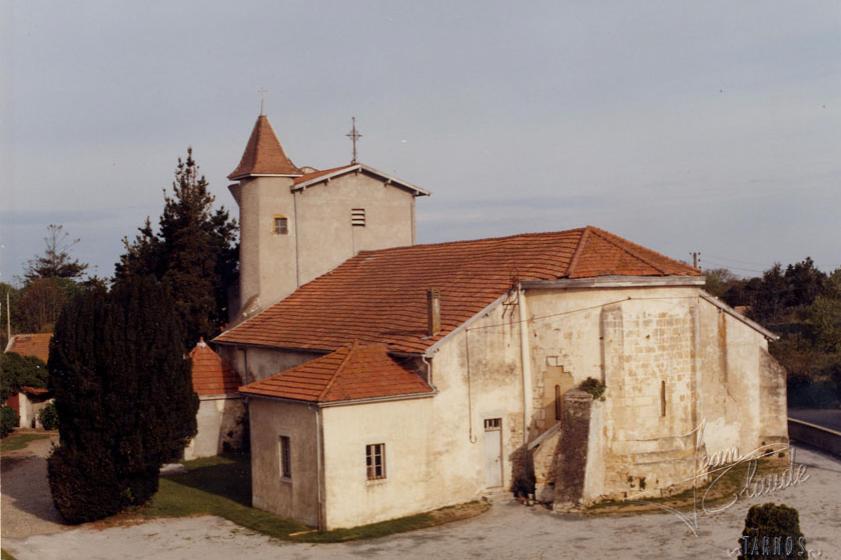 L'église en 1977, avant sa restauration