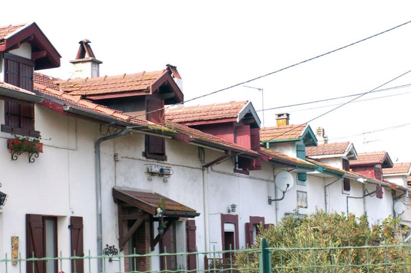  Les « Casernes » de la Cité. 2008, Ville de Tarnos