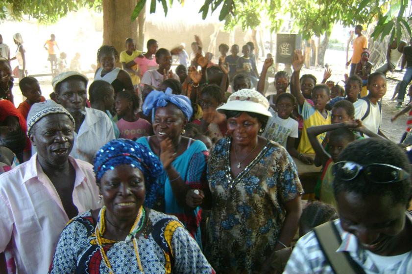 Délégation tarnosienne à l'inauguration du lycée bissau-guinéen. 2012