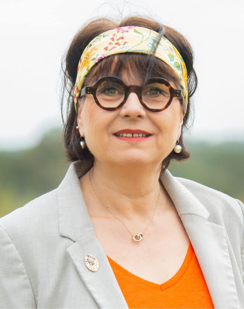 Portrait de Nelly PICAT loading=